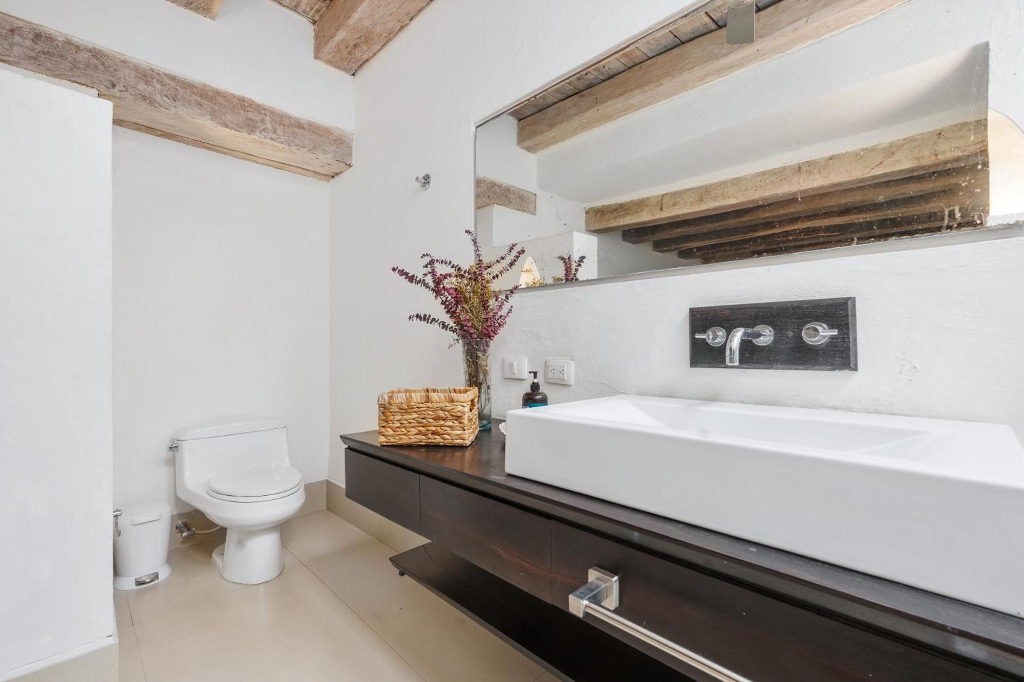 Villa Casa Del Dragon - Luxury Colonial Cook Included Cartagena