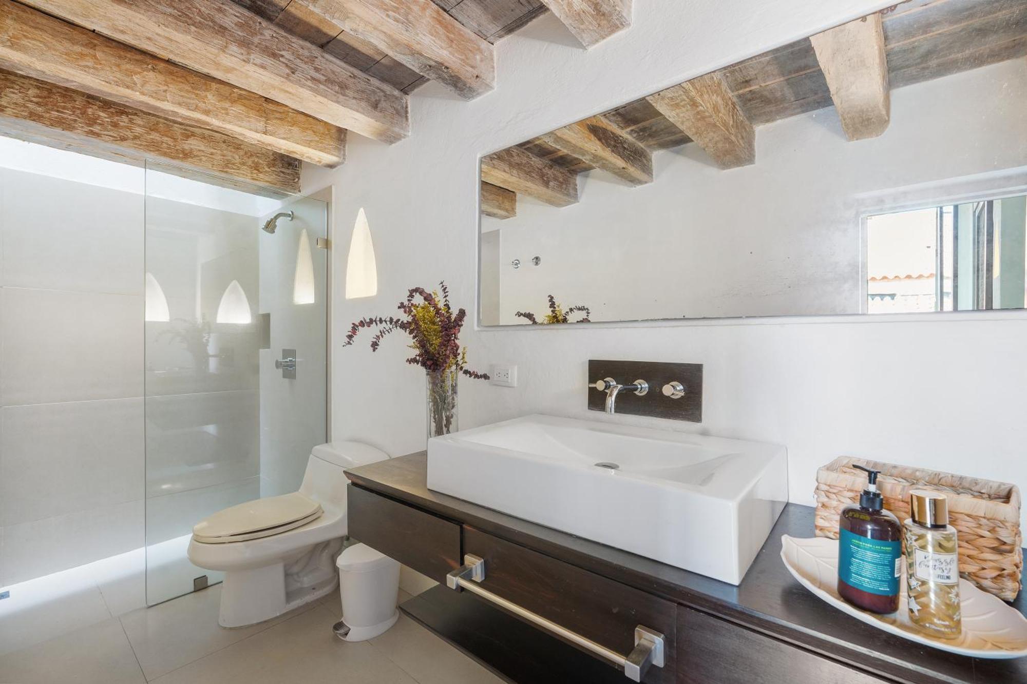 Casa Del Dragon - Luxury Colonial Cook Included